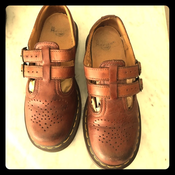 old school mary jane shoes